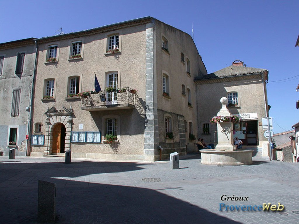 Mairie de Gréoux les Bains.