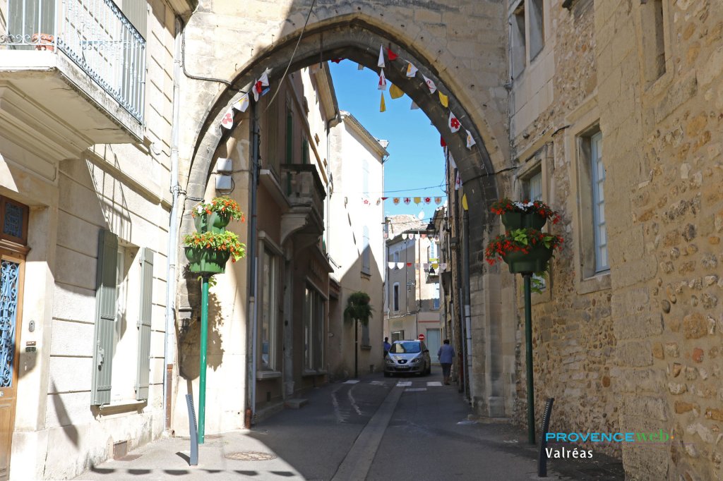 Valréas dans le Vaucluse.