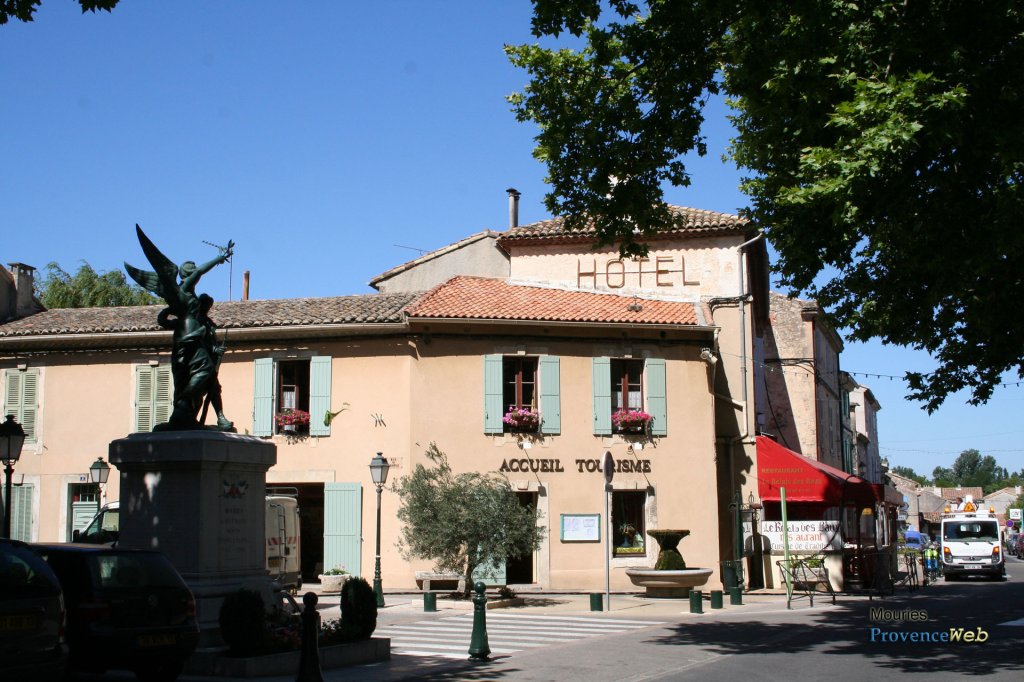 Hotel à Mouriès.