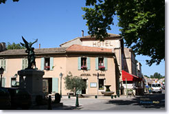 Mouriès- Office de Tourisme