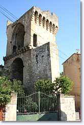 Pertuis - Ruine