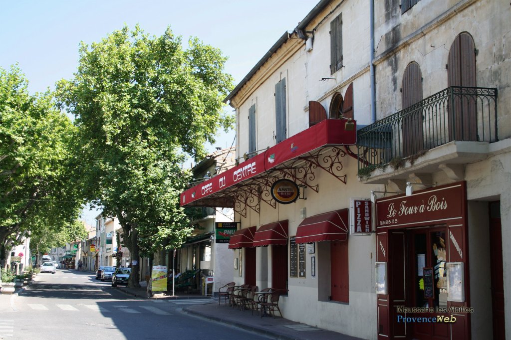 Restaurant Maussane les Alpilles.