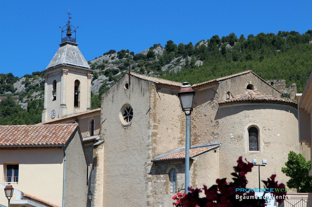 église des Beaumes-de-Venise.