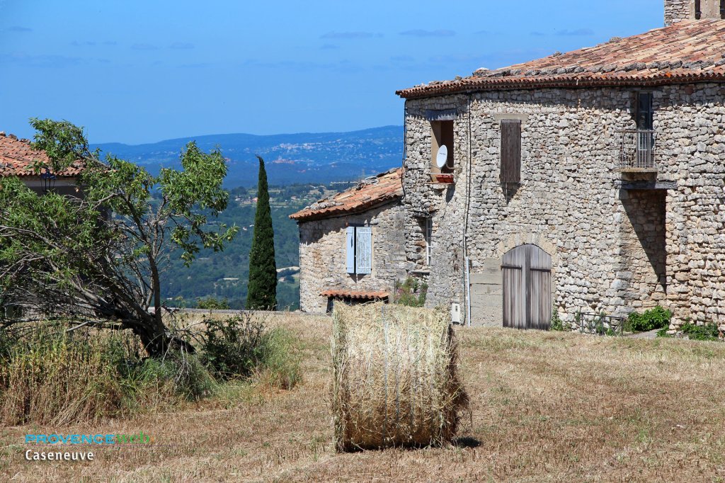 Caseneuve.