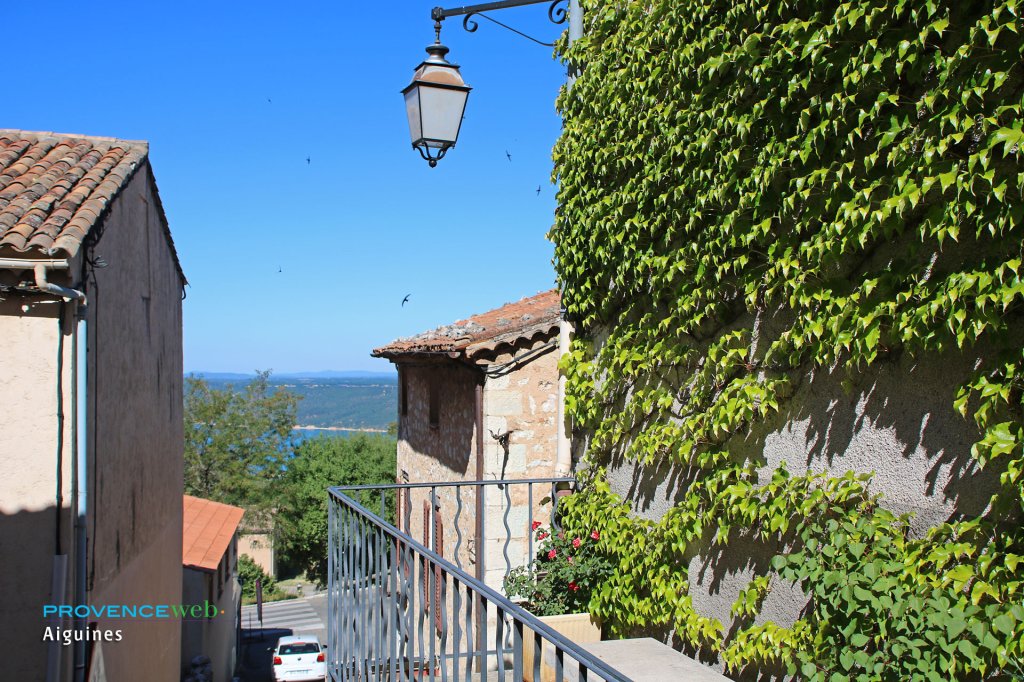 Aiguines Var.