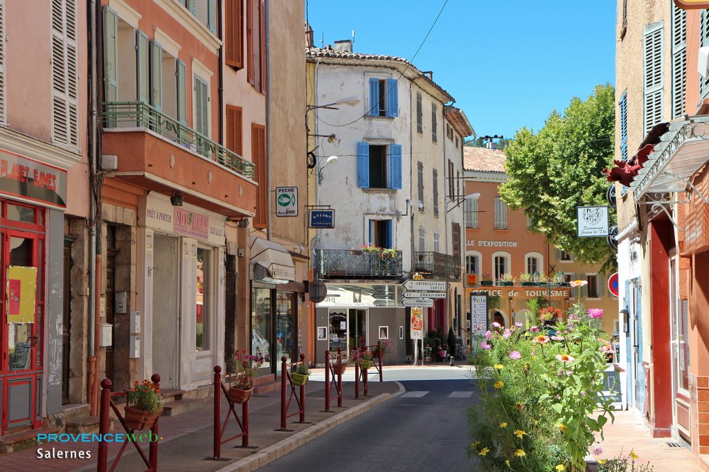 Salernes dans le Var.