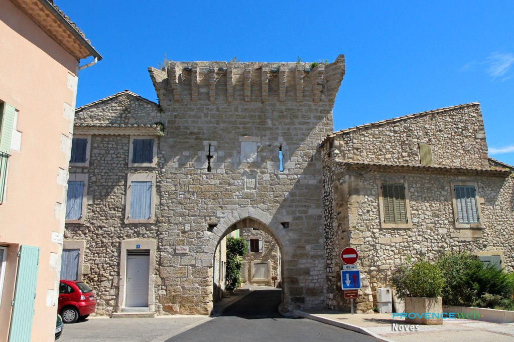 Novès Bouches du Rhône.