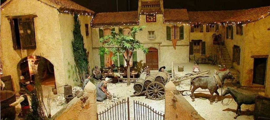 Musée des santons du Paradou.