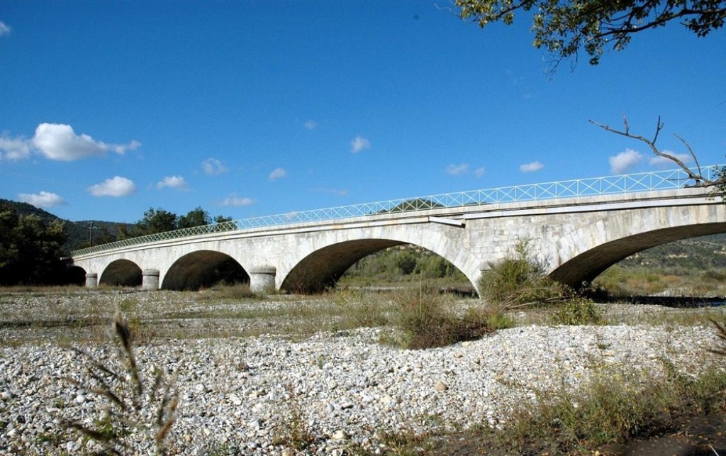 Pont sur l'Asse.
