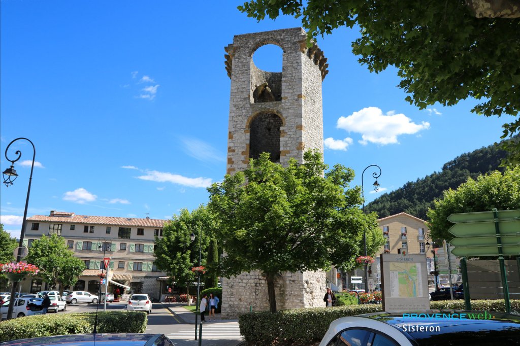 Tour à Sisteron.
