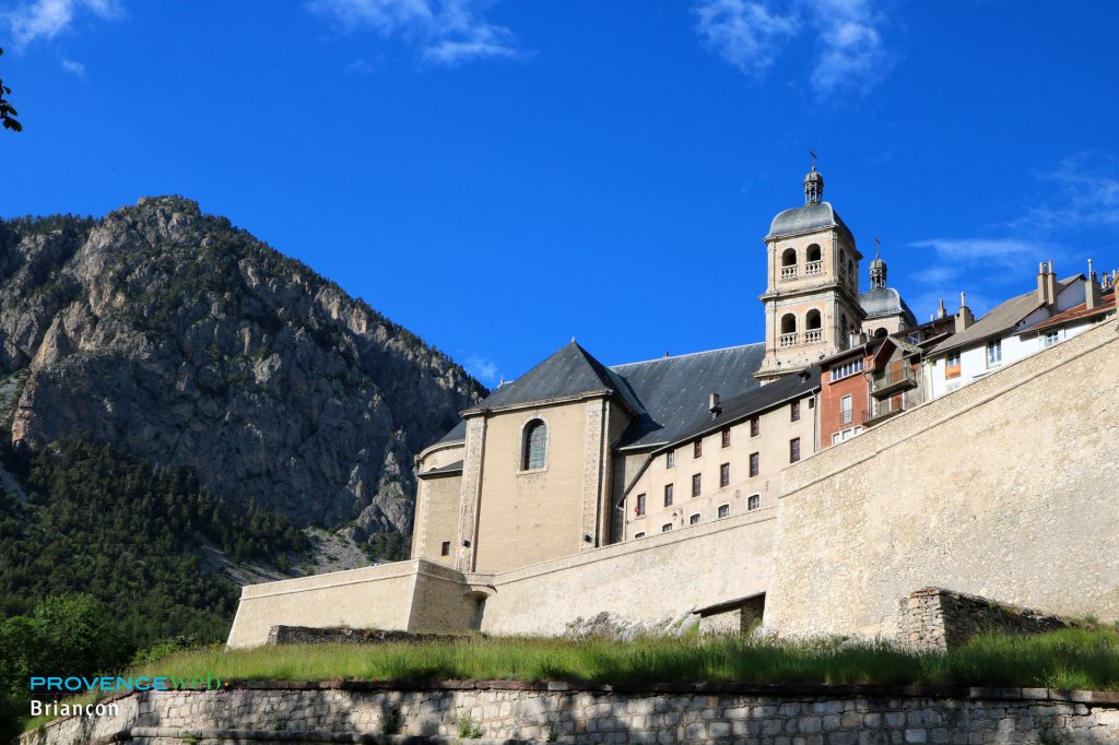 Briançon fortifiée par Vauban.