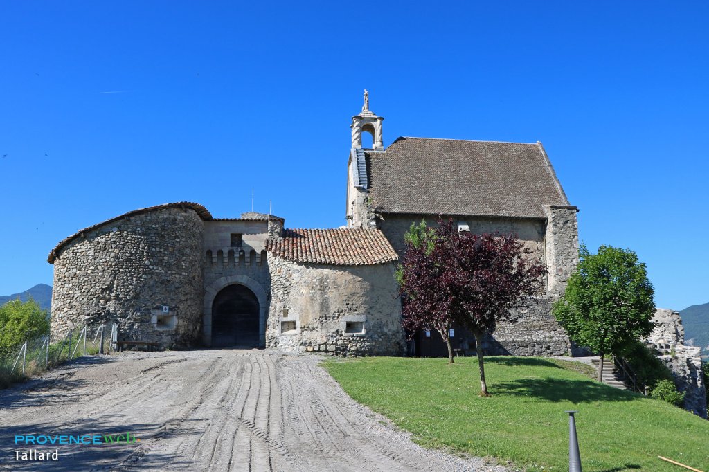 Eglise à Tallard.