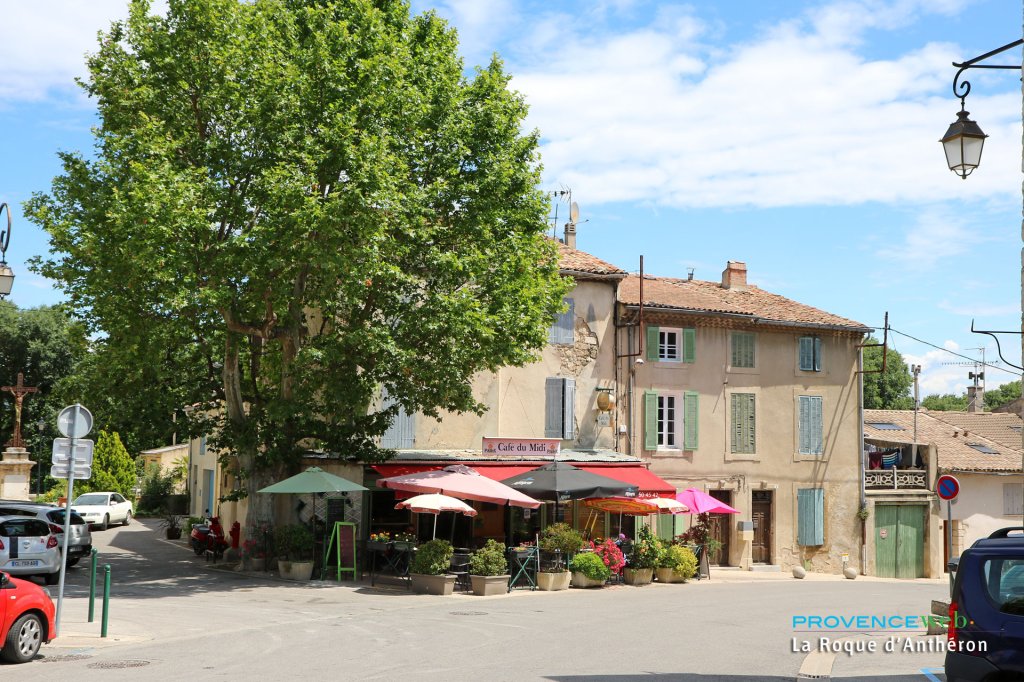 La Roque d'Anthéron.
