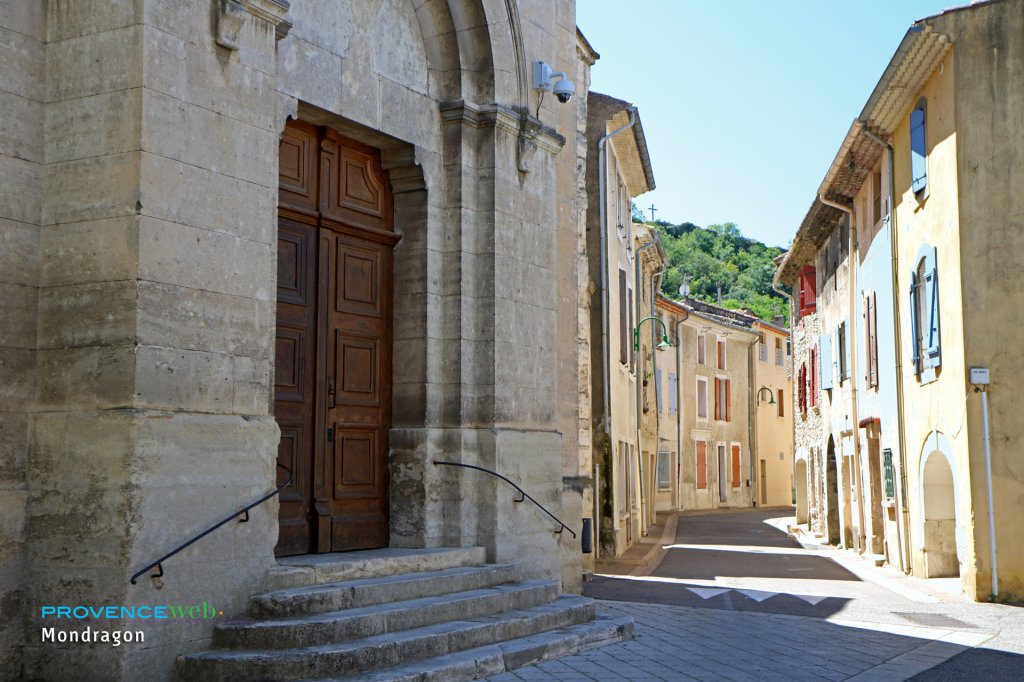 Mondragon dans le Vaucluse.