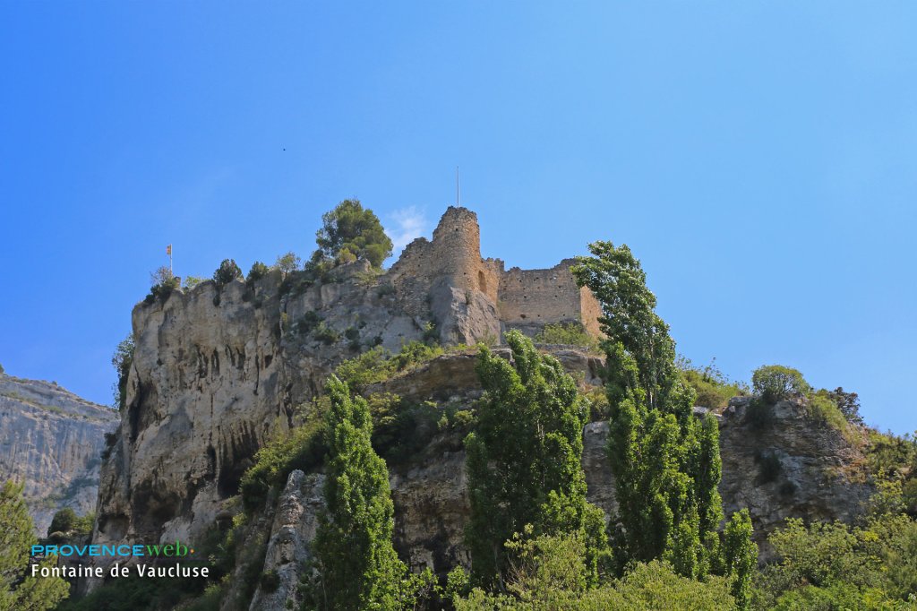 Citadelle à Fontaine de Vaucluse.