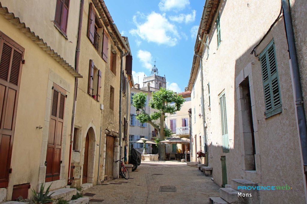 Ruelle de Mons.