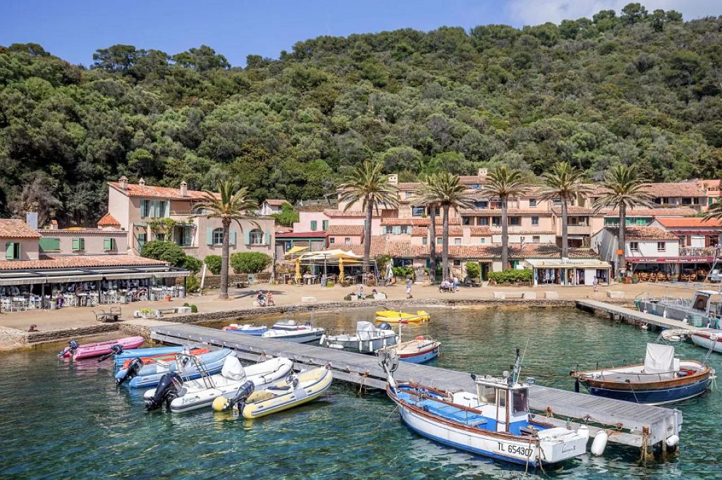 Port Cros.