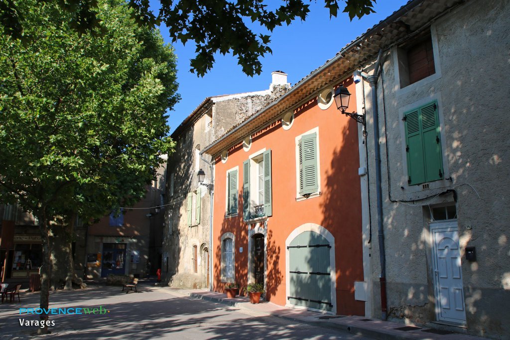 Varages dans le Var.