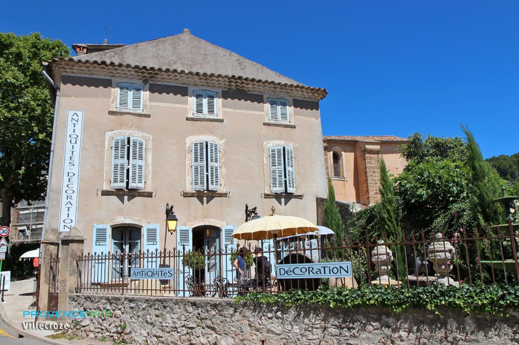 Village de Villecroze.
