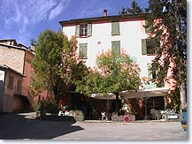 Beauvezer, square