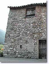 La Garde, maison en pierres