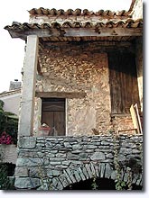 Montsalier, stone house