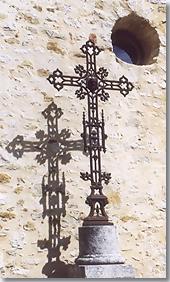 Ongles, wrought iron cross