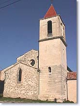 Pierrerue, church