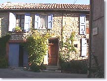 Pierrerue, house