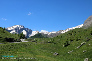 Between Saint Paul and Meyronnes, mountain landscape