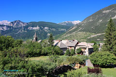 Argentiere la Bessee, the village