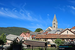 Chorges, the village and its bell tower