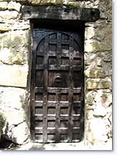 Rosans, old door
