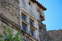 Tallard, Renaissance window