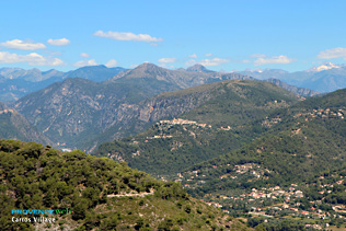 Carros village, paysage de montagne