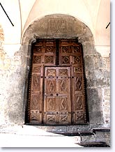 Clans, old door