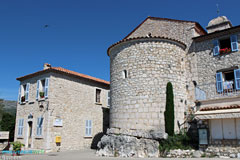 Gourdon, tower and house