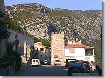 Saint Auban, the village
