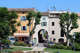 Valbonne, door of the town