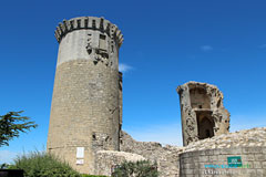 Châteaurenard, tours du château