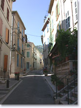 Cuges les Pins, rue