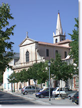 Cuges les Pins : église