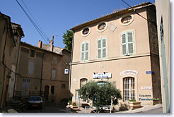 Eyguieres, tourist office