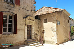 Eyragues, cultural centre