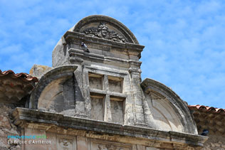 La Roque d'Antheron, window