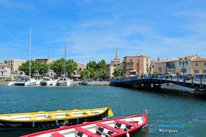 Martigues, traditional boats on the canal