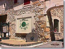 Mouries, entrance to the olive cooperative
