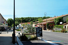 Saint Andiol, terrasses de restaurants