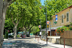 Saint Etienne du Grès, café