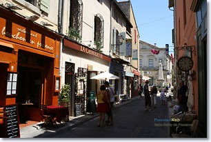 Saint Remy de Provence, street with restaurants and shops